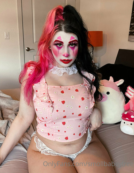 smollbabeyfree erotic star pics