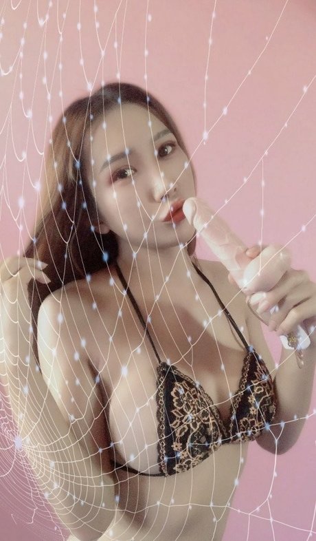 KK The Princess model pornographic image