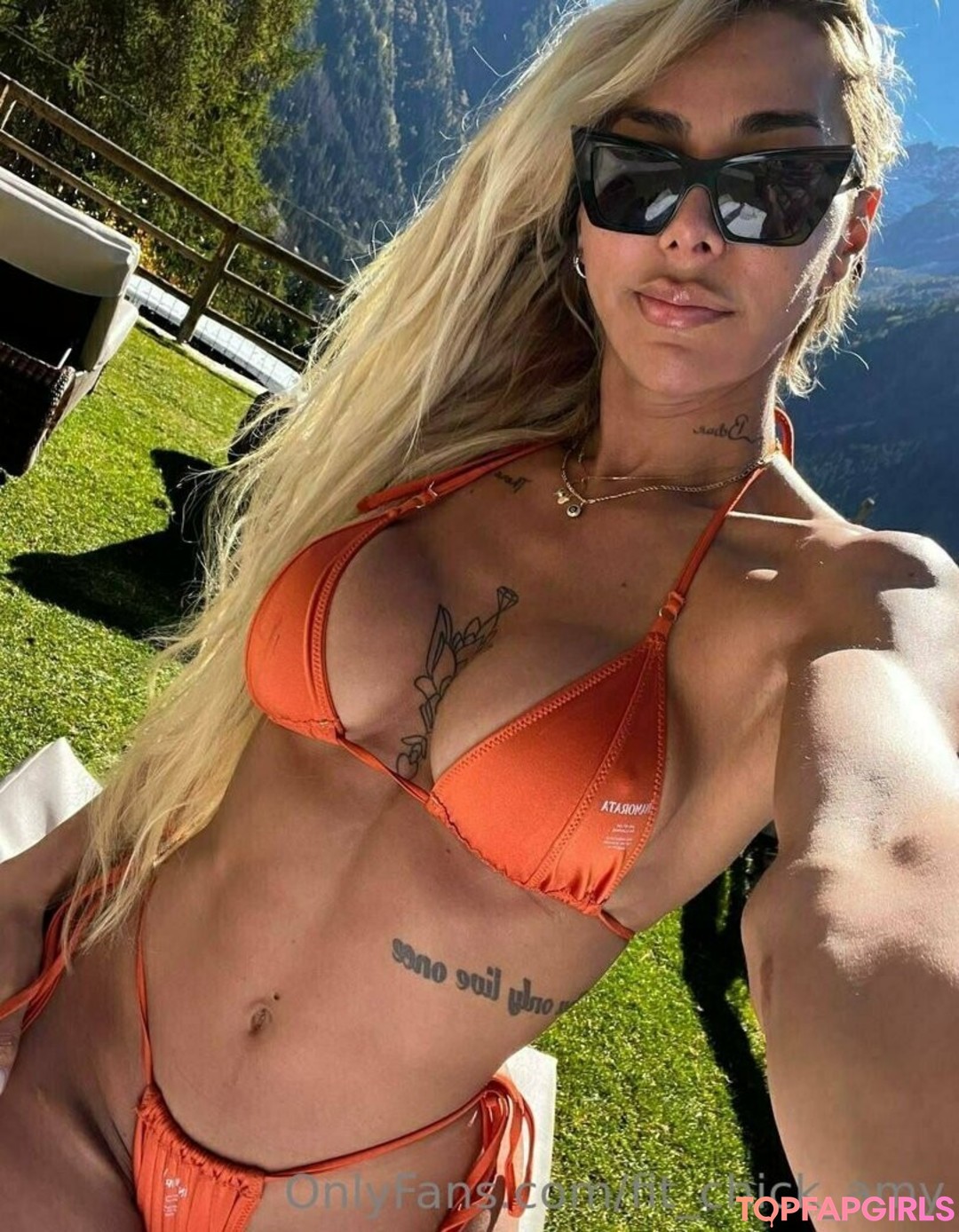 fit chick amy star perfect photos