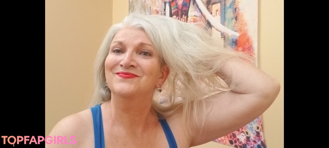 nakedyoganakedyoga model sexy photos