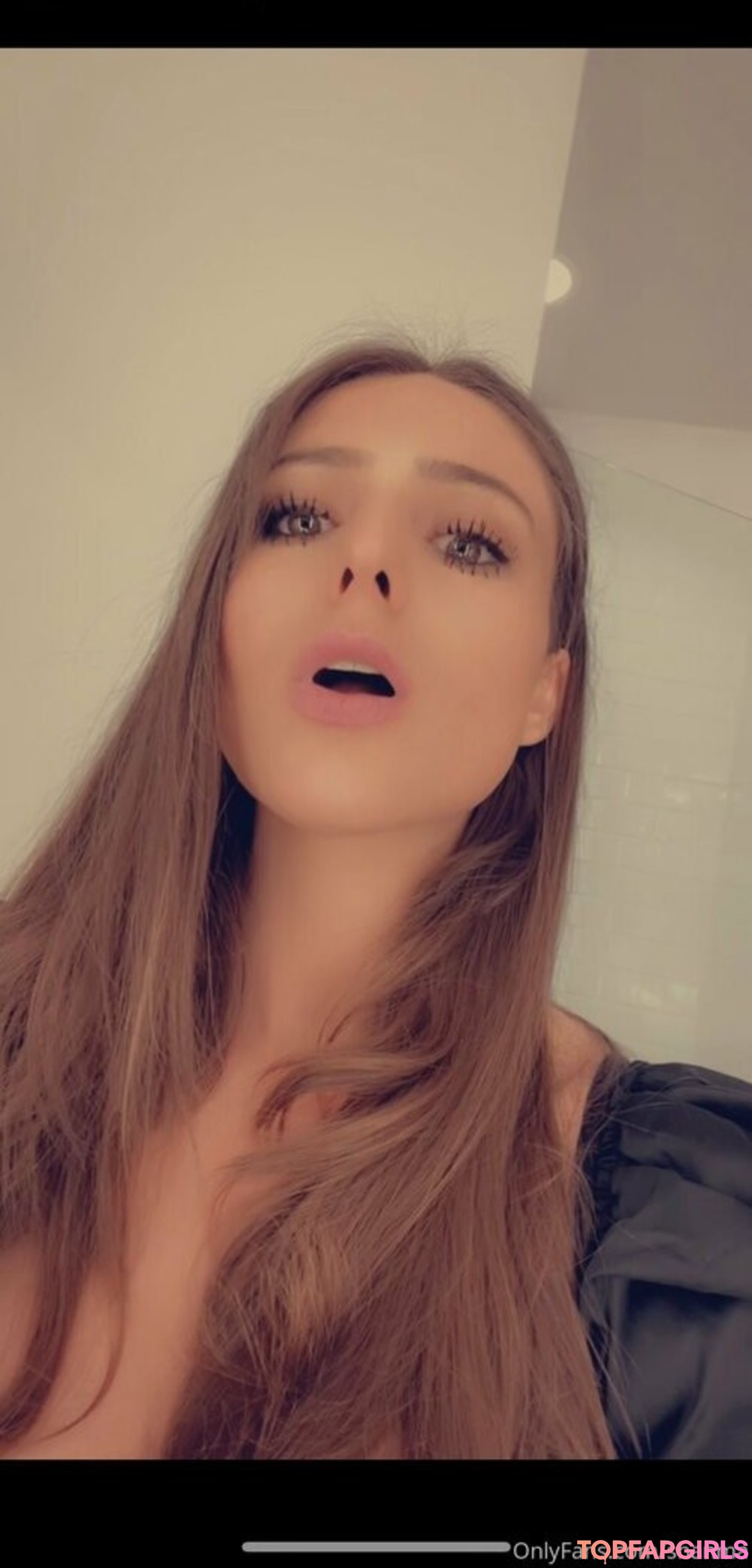 famous nude onlyfans pornographic photos