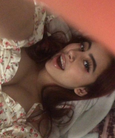 Sisterbryana erotic model pictures