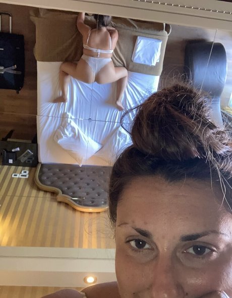 xeniahelleincgoddess model porn archive