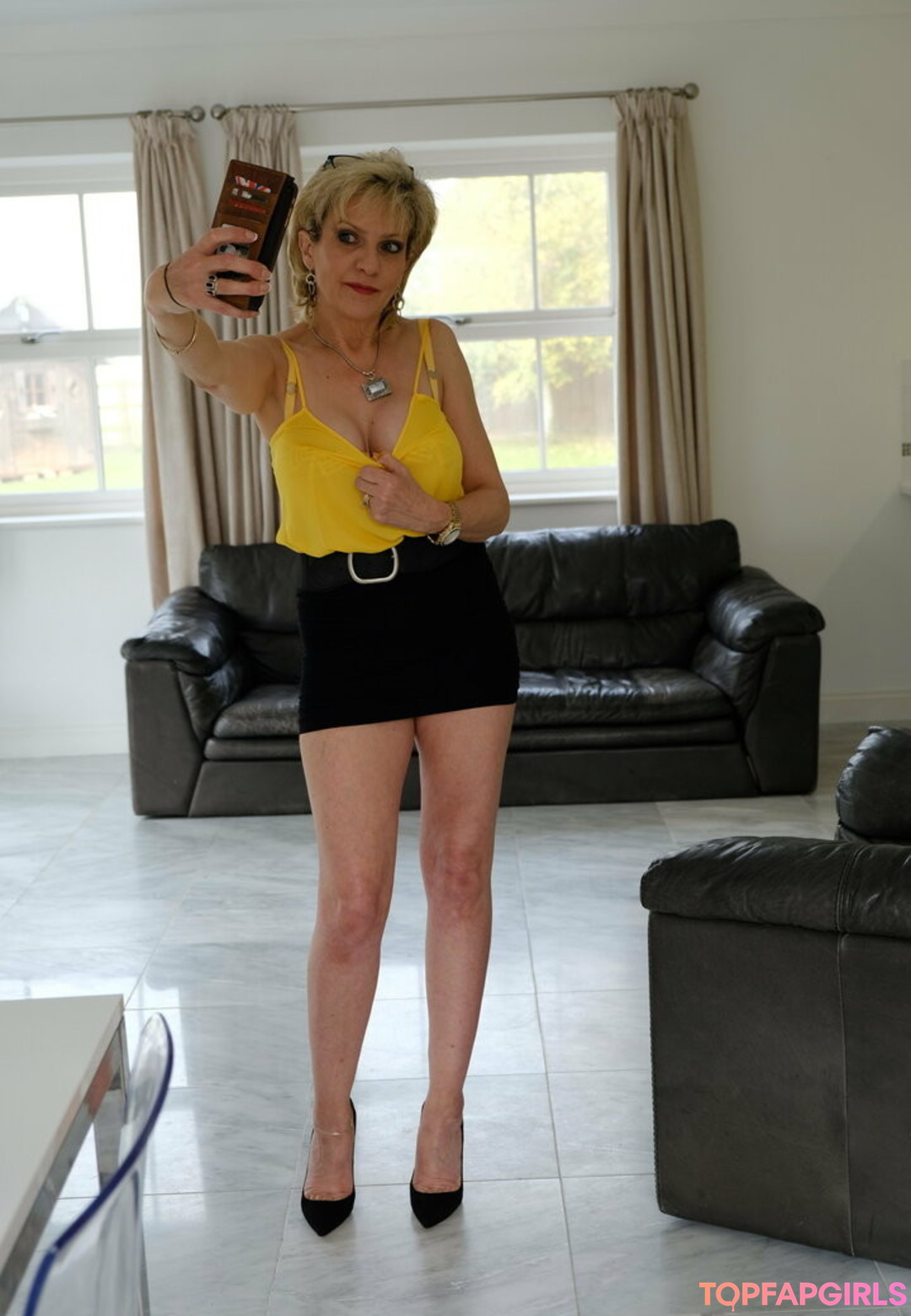 gillellisyoung adult star gallery