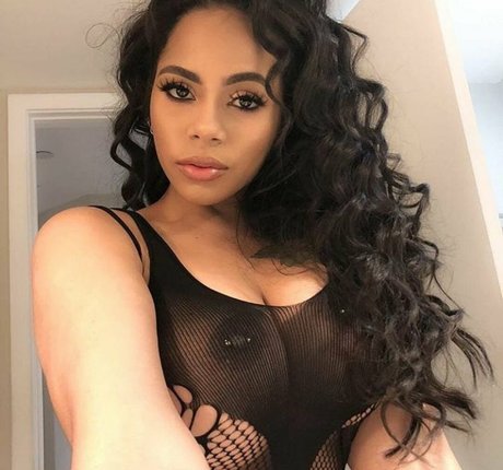 black female onlyfans hot porn images
