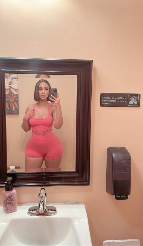 Omaima Benamre adult actress photos