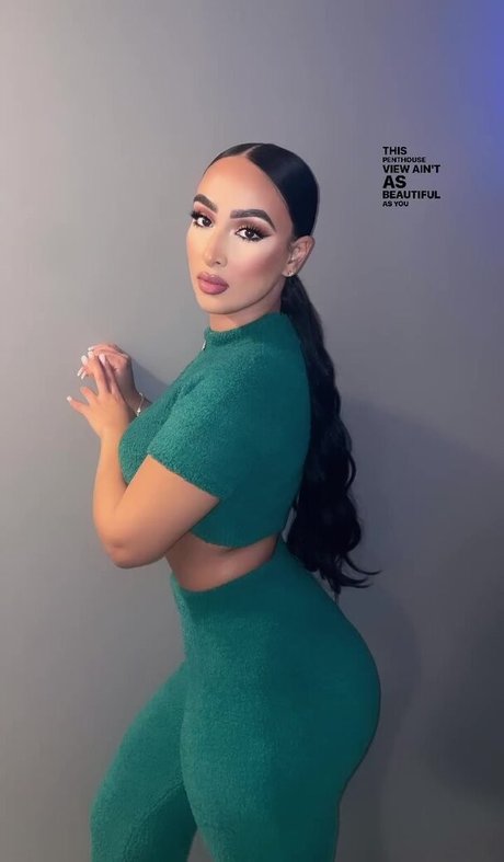 Omaima Benamre nice actress photo