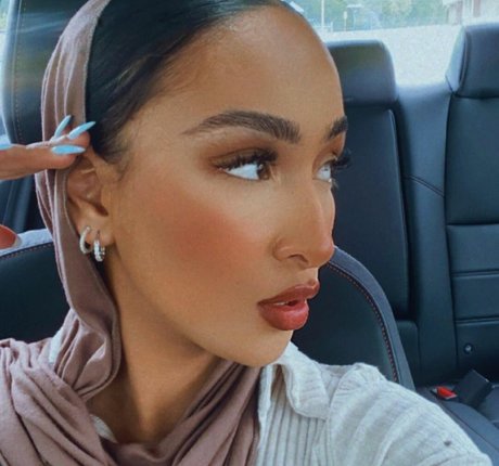 Omaima Benamre beautiful pornstar galleries