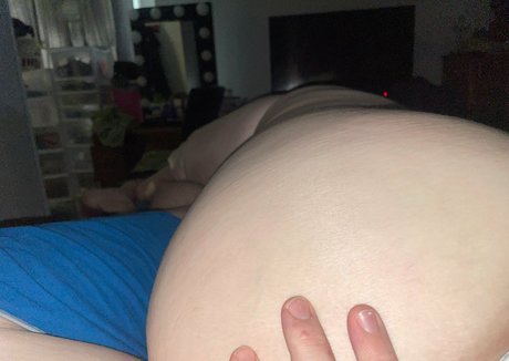 onlykrissy nudes actress pics