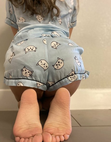 Itsnatysfeet star nude gallery