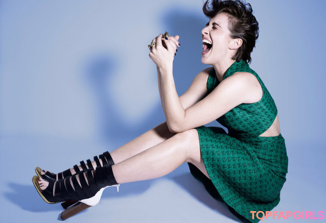 Vicky McClure nudes star photos