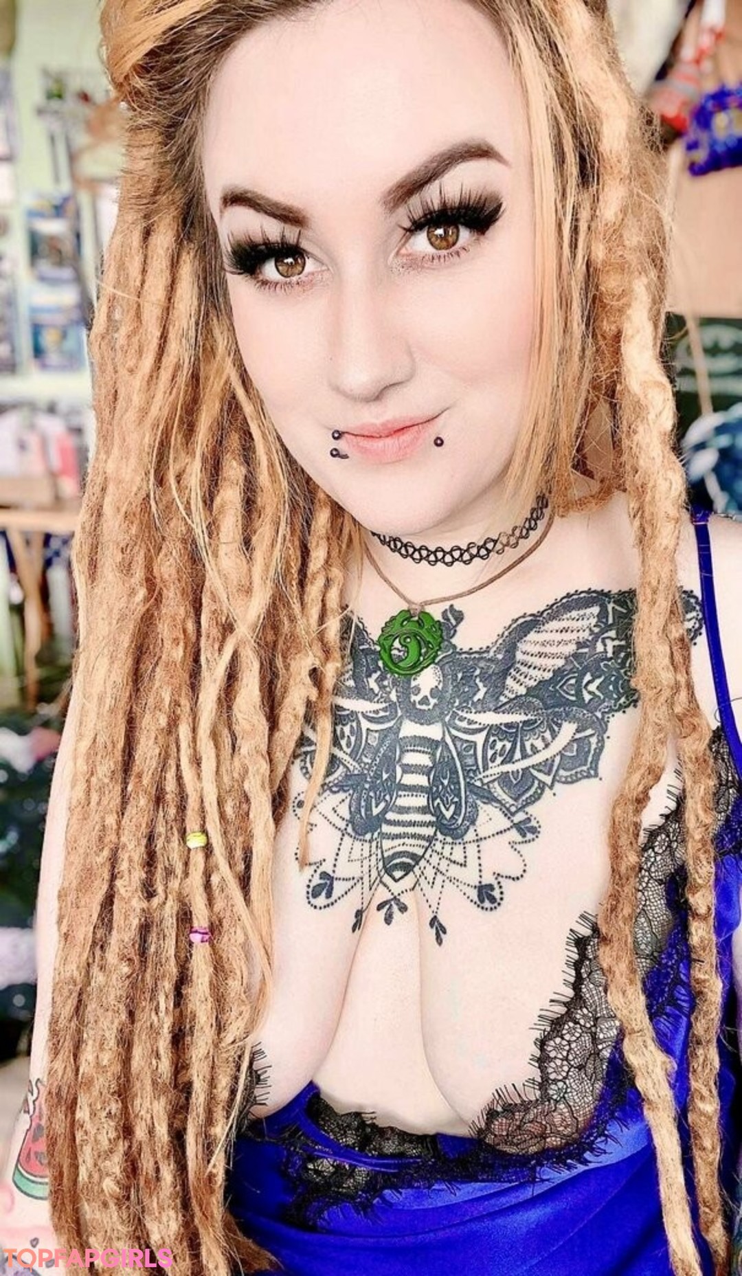 lollydreadfulfree top profile image