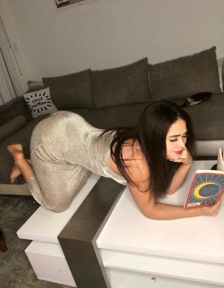 playgirlcarli18 star erotic image