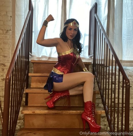 freequinnlivid perfect star gallery