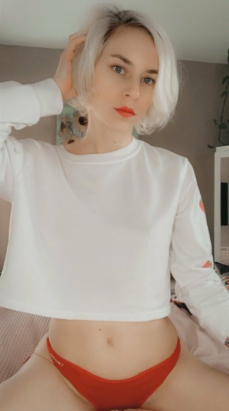 toadlips87 top profile image