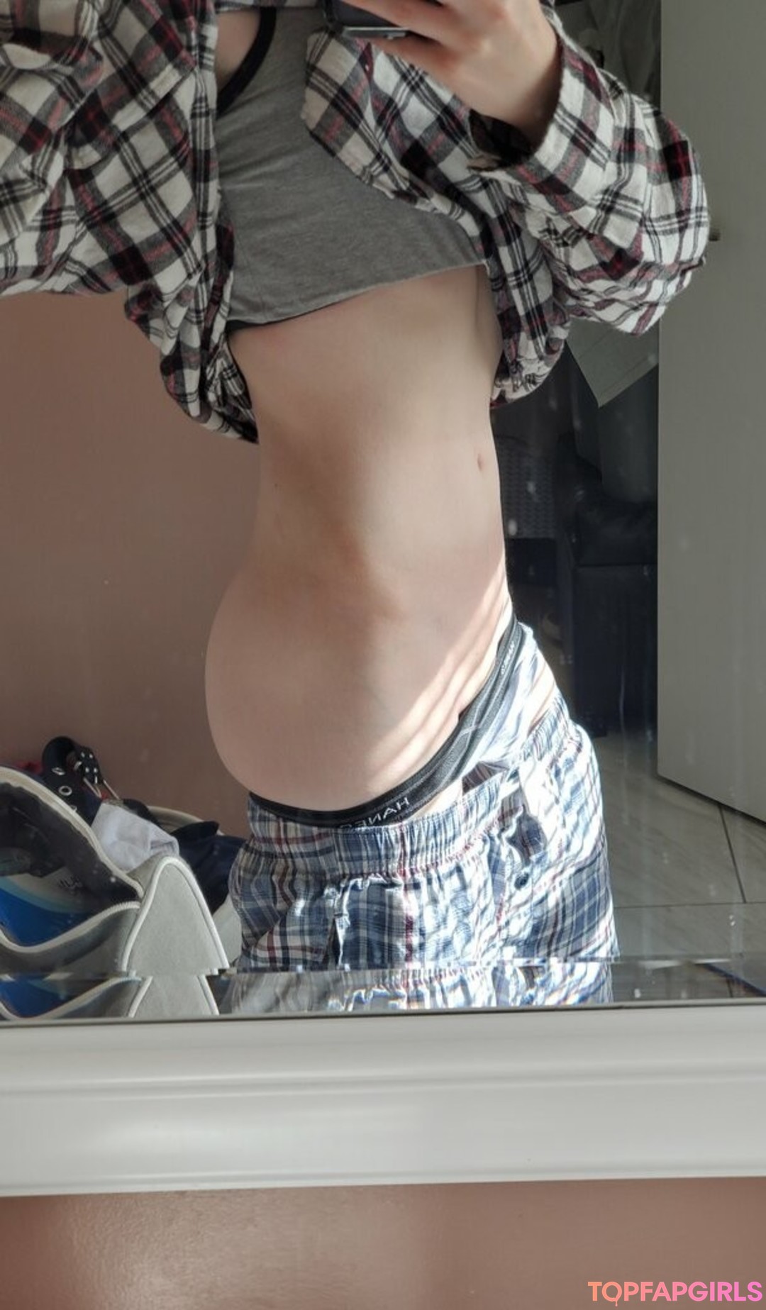 armpit licking onlyfans top pic