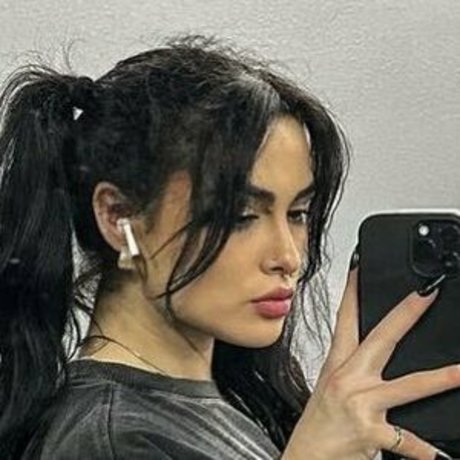 Athena Aragon sexy actress pictures