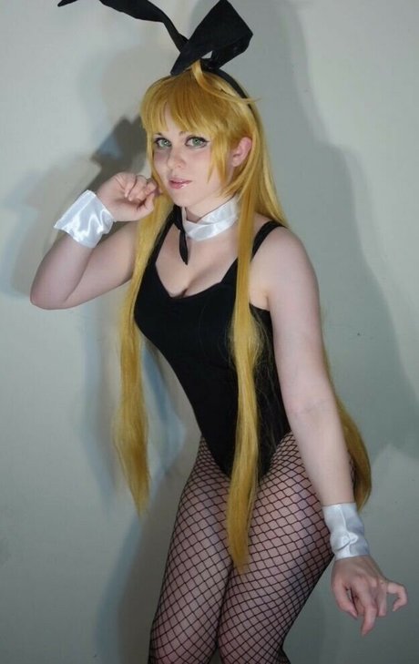 Abi Aikou sex model photo