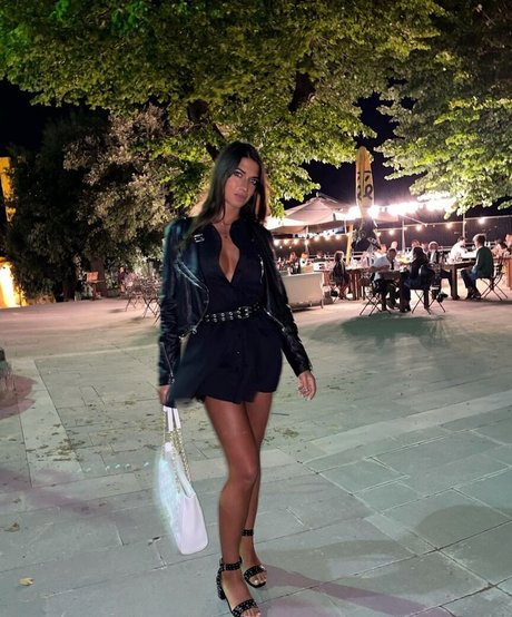 skinny big tits onlyfans free sexy pics