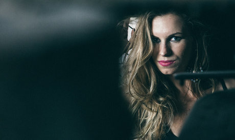 Ju Luz model pictures