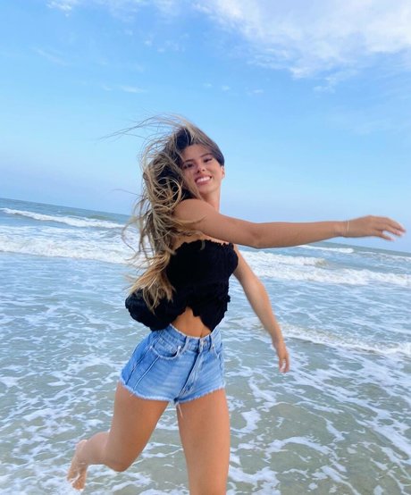 Julia Katelyn Ernst star hot galleries