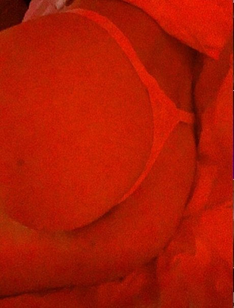 kyriax top pornstar pictures