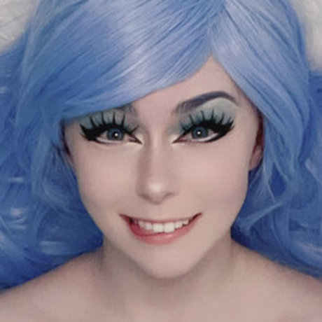 hottest midget onlyfans free naked images