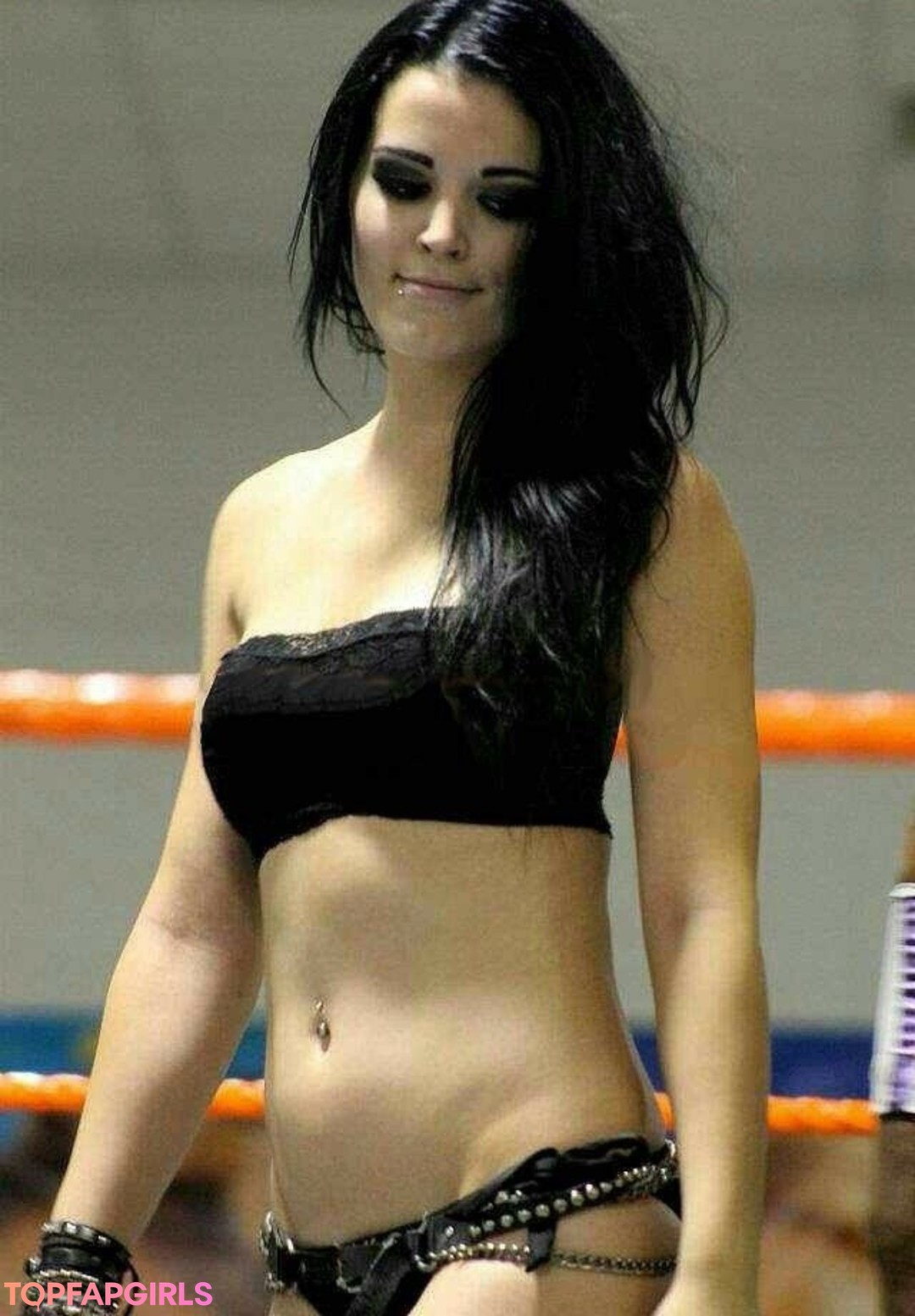 Saraya star adult image