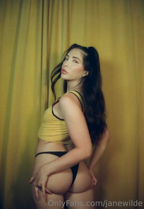 janewilde pornstar high quality pictures