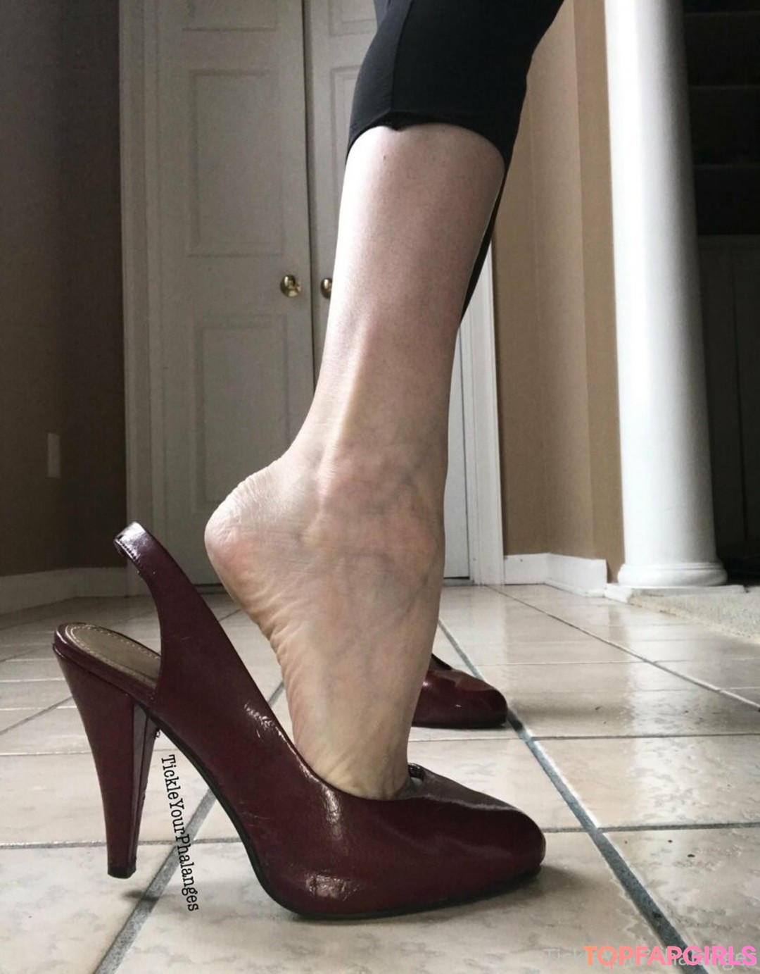 goddess tickle model beautiful photo