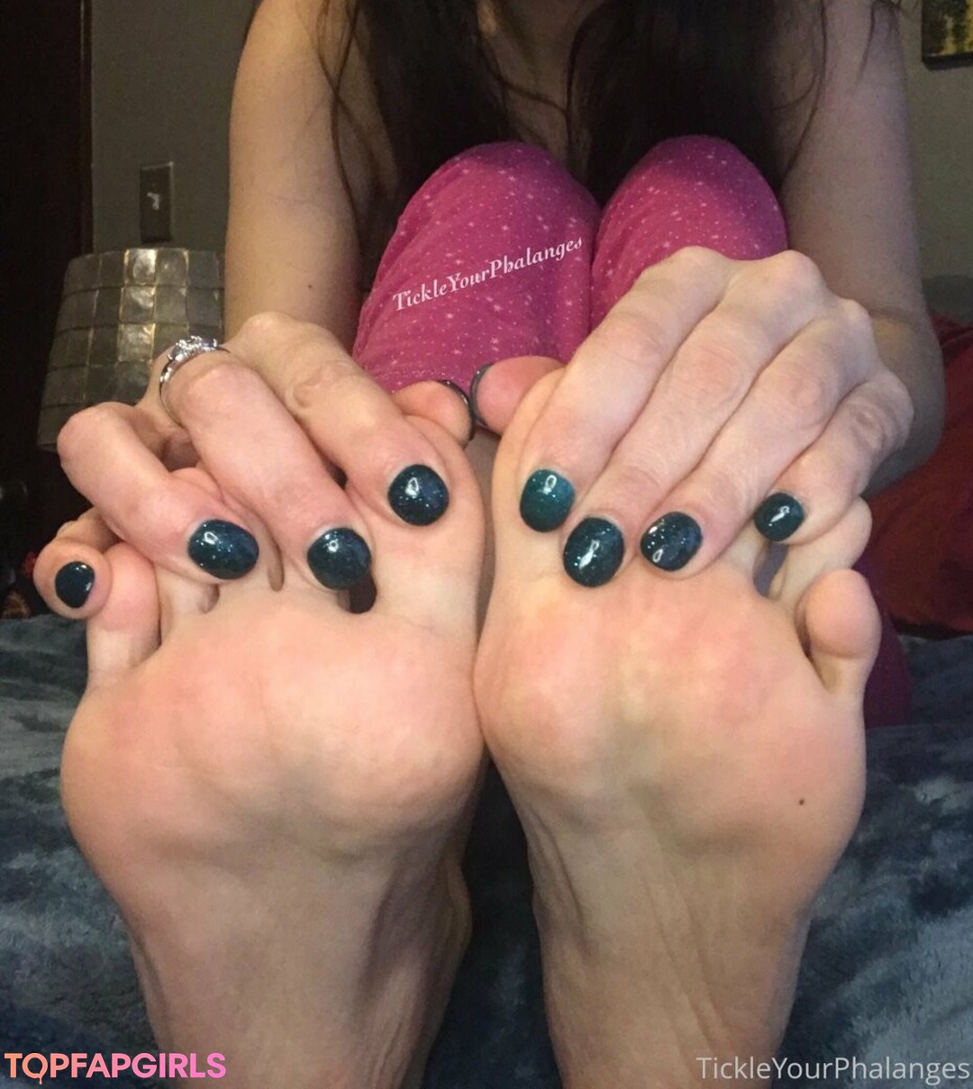 goddess tickle hd model pic