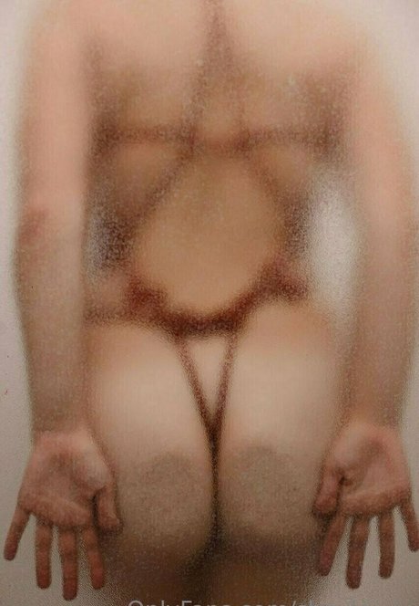 sheylaxxx star erotic images