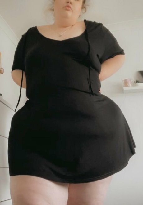 fatbunnyy model art images