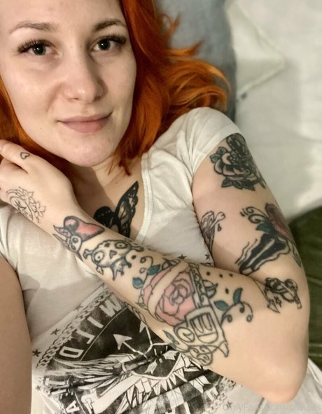 suzieks erotic star pic