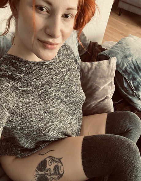 suzieks hot actress pictures