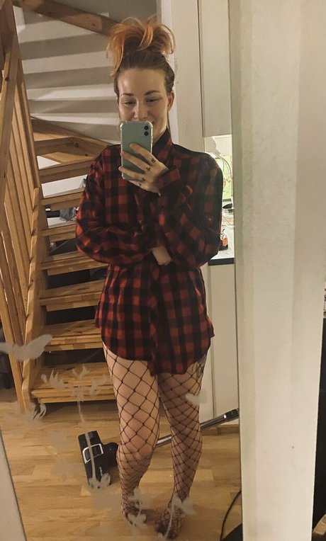 suzieks erotic actress images