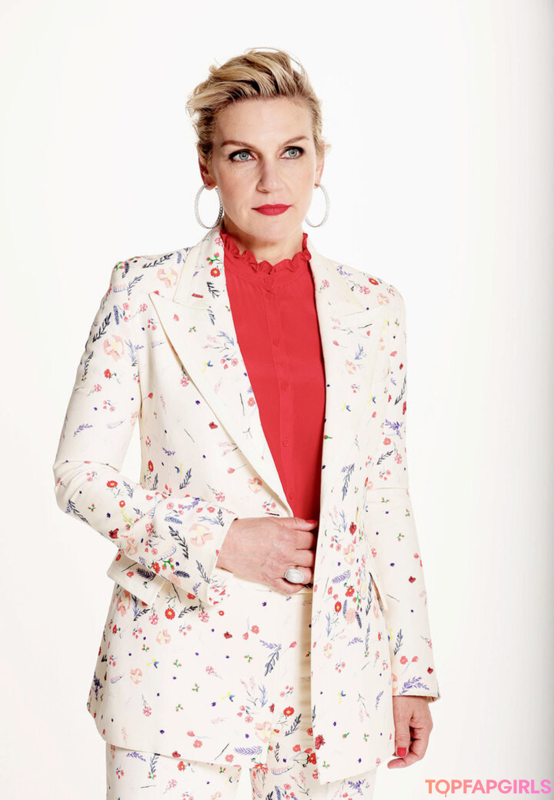 Rhea Seehorn xxx actress picture