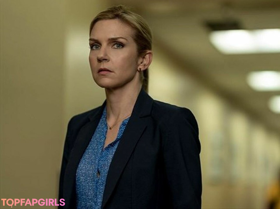 Rhea Seehorn hot pornstar picture