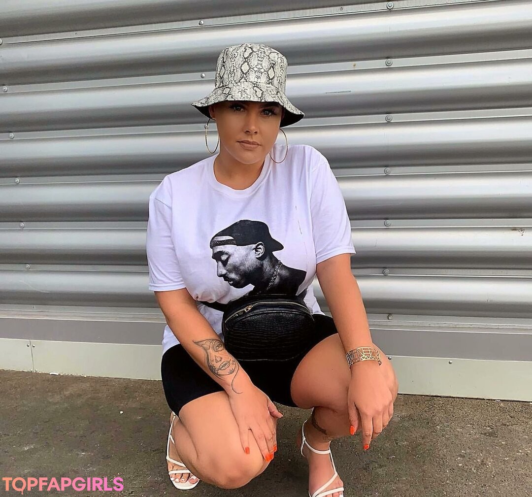 Peaches pornstar art gallery