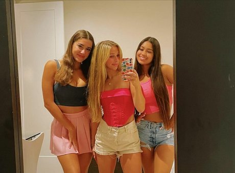 colombian teen onlyfans nude photos