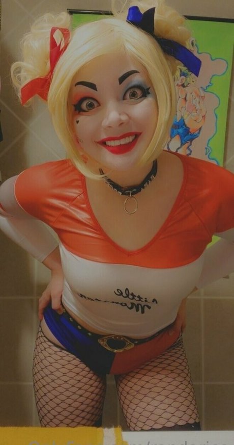 curvy lesbian onlyfans nudes image