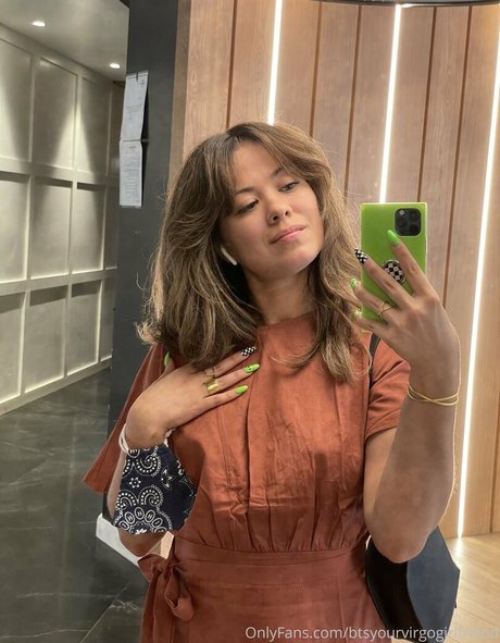 busty teen onlyfans sexy nude galleries