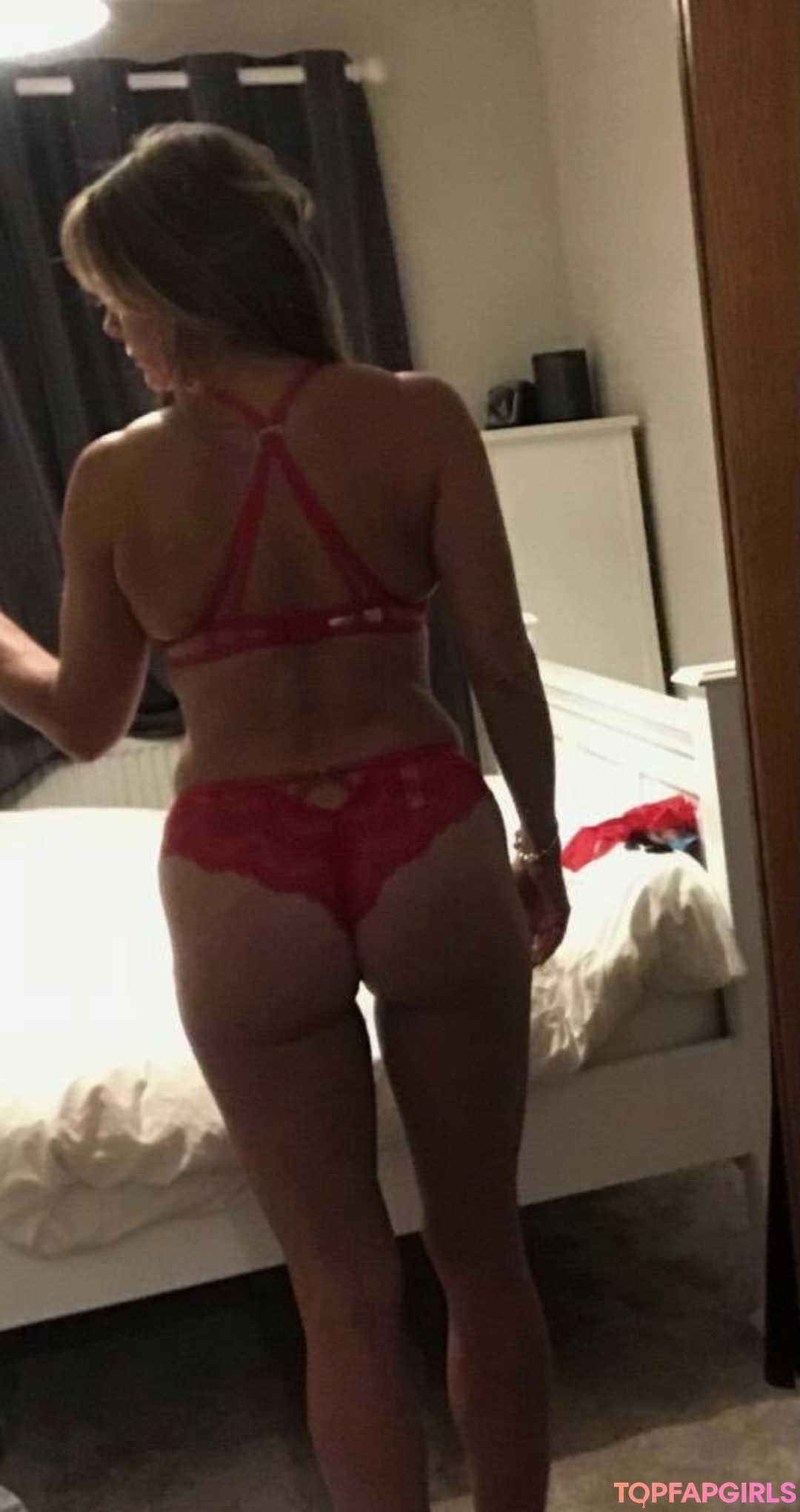 outside onlyfans sexy nude pic