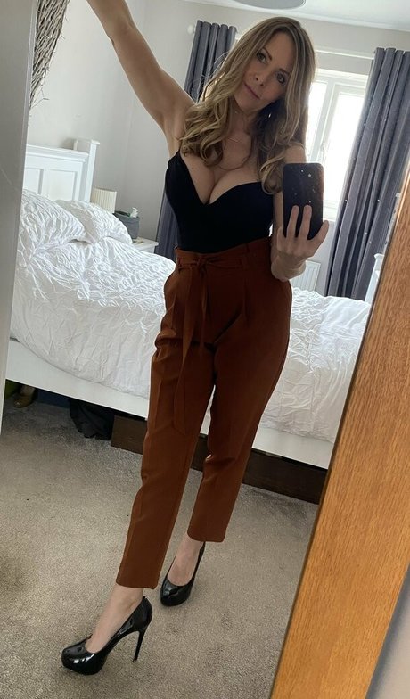 msyates72 model perfect pictures