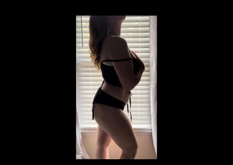 Gapeach713 sexy pornstar images