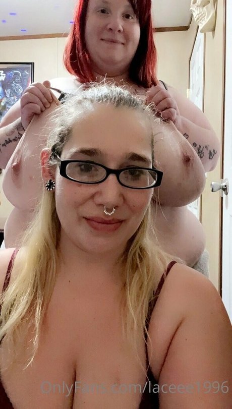 laceee1996 pornstar beautiful gallery