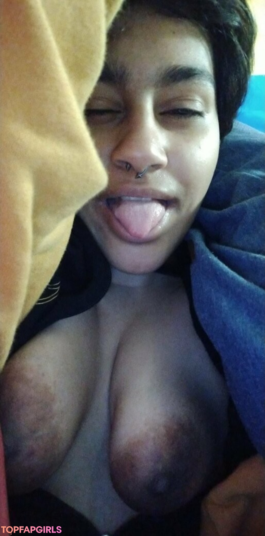 theinvisibleash erotic star pic