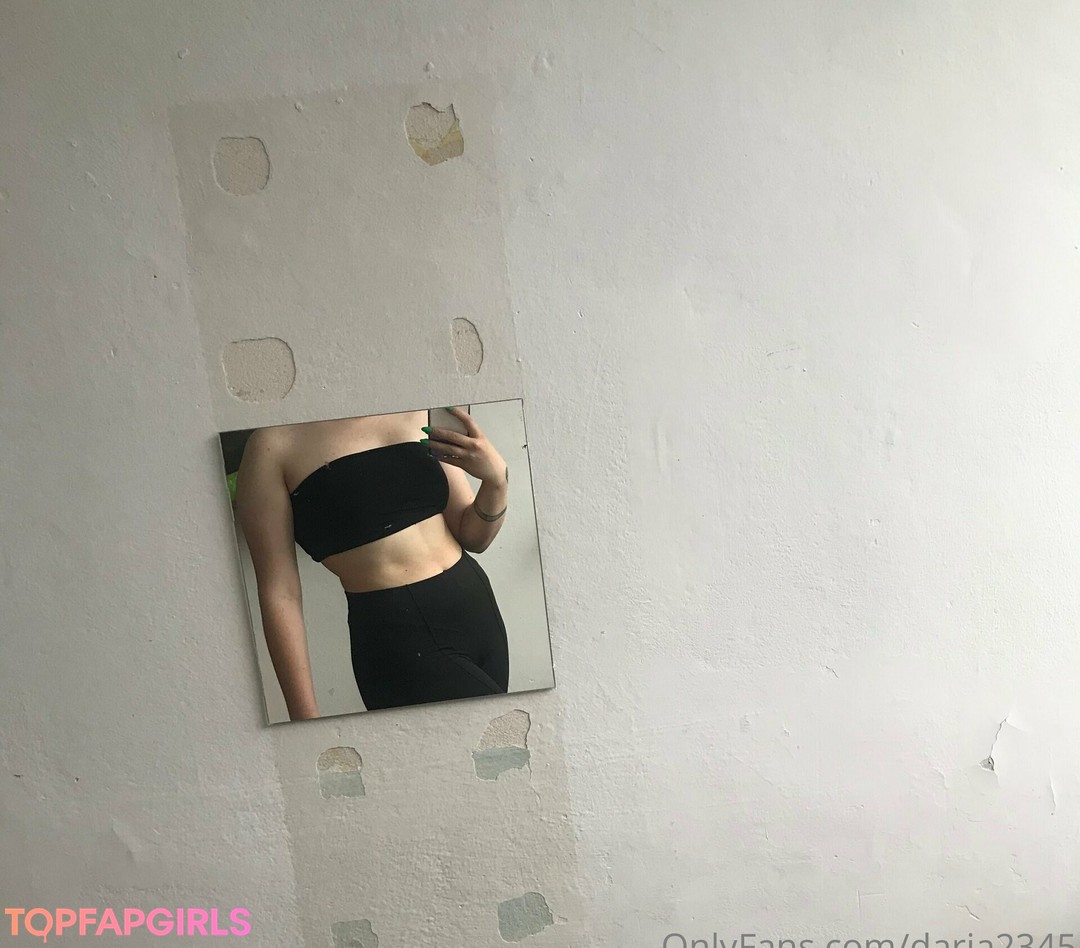 daria2345 pornstar nude img