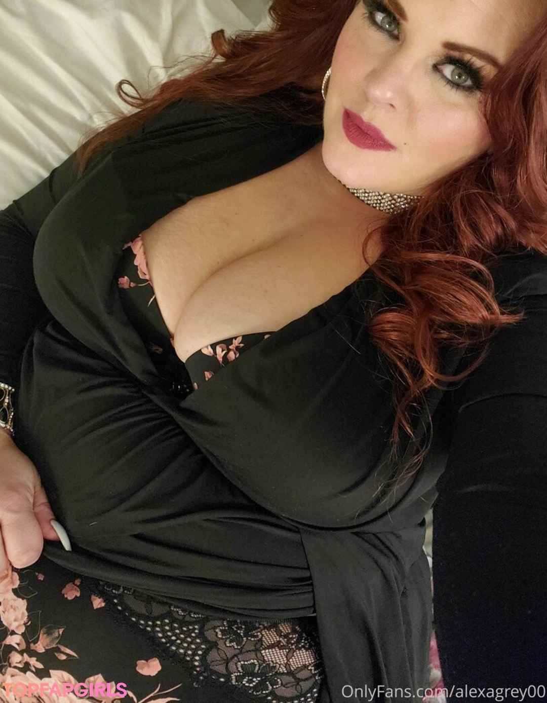alexagrey00 nude model pic