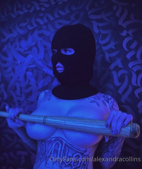 Alexx Collins nude model gallery